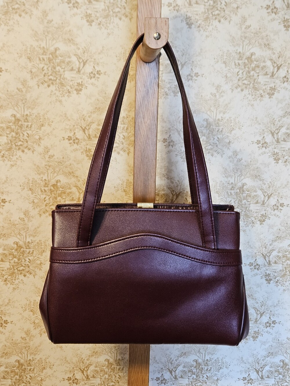 True Vintage Structured Burgundy Leather Handbag One Owner Closet Kept